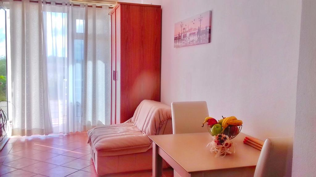 Pontino Apartments Улцинь Экстерьер фото