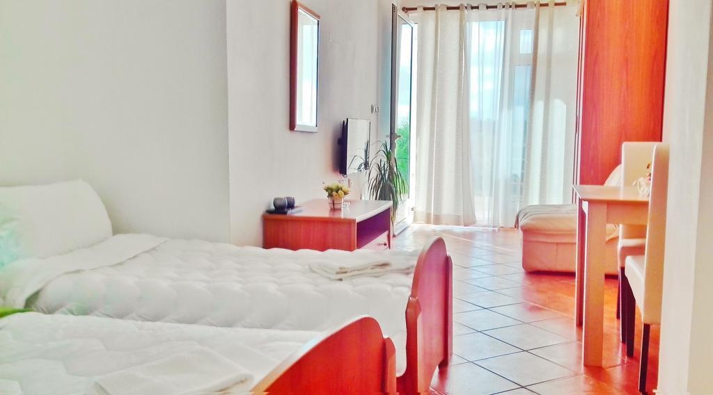 Pontino Apartments Улцинь Экстерьер фото